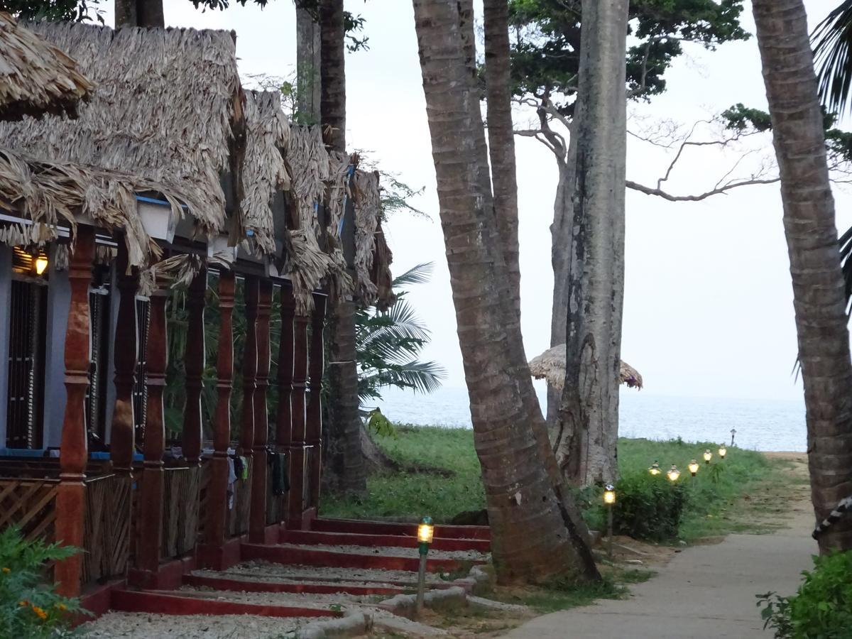 Pearl Park Beach Resort Lakshmanpur Esterno foto