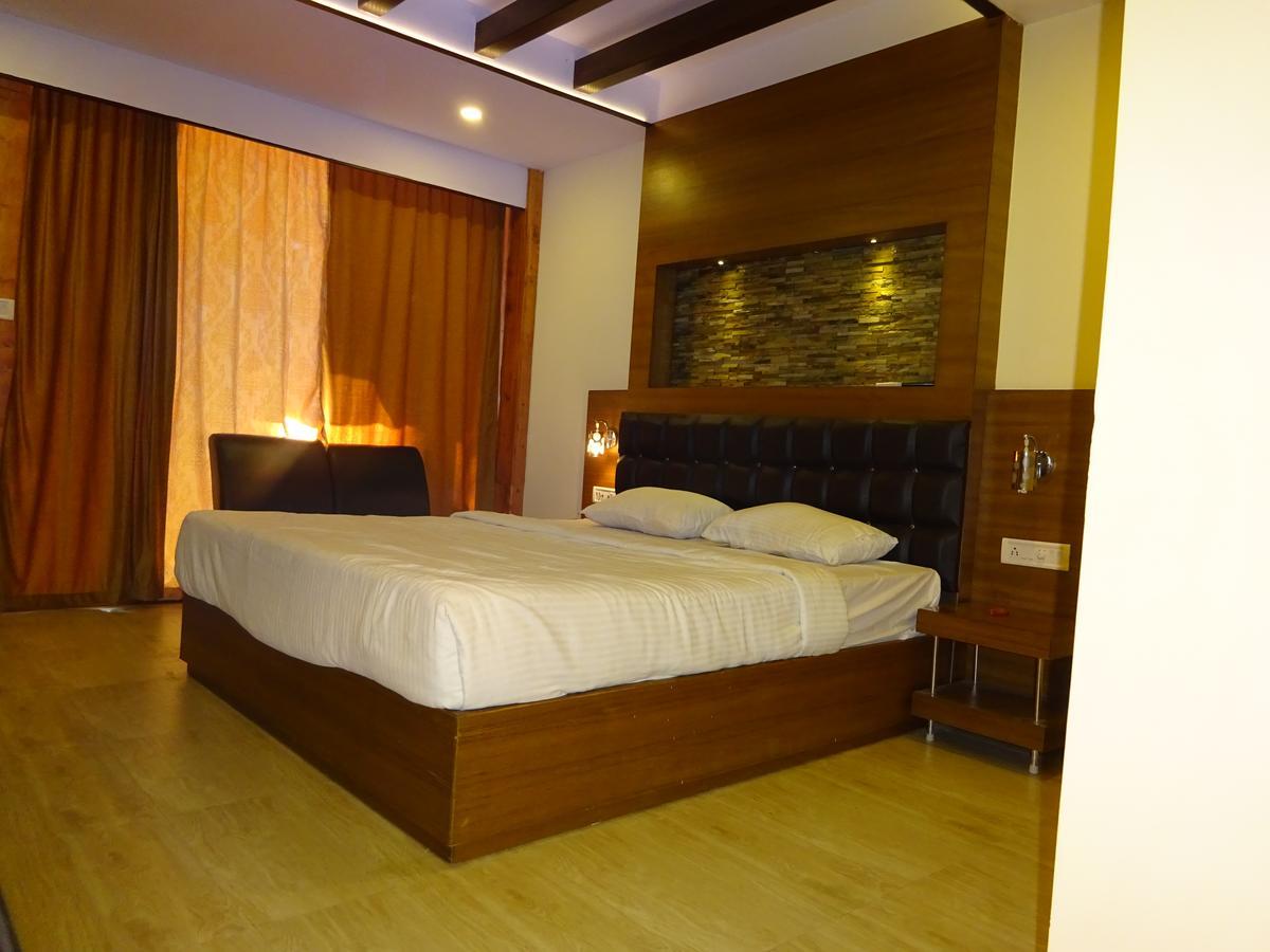Pearl Park Beach Resort Lakshmanpur Esterno foto