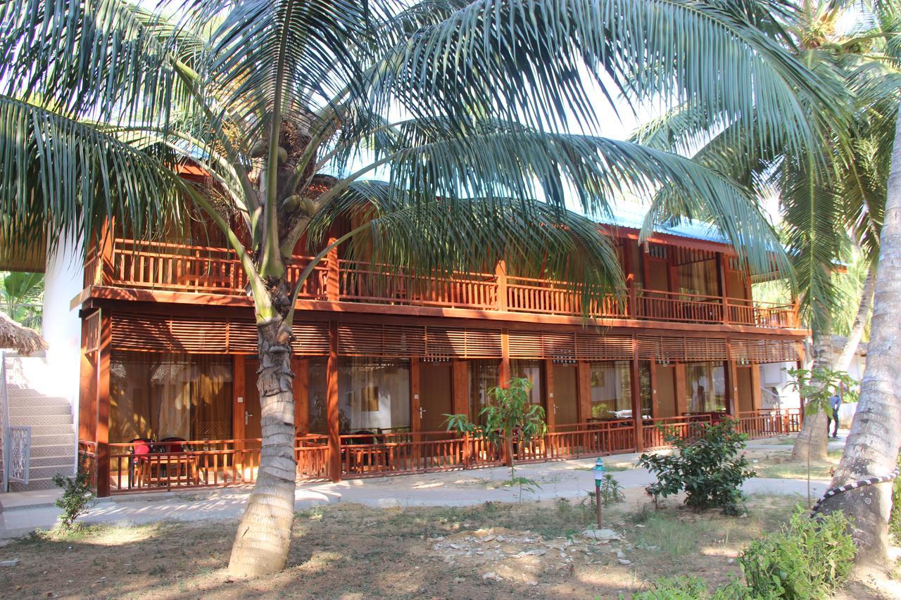 Pearl Park Beach Resort Lakshmanpur Esterno foto